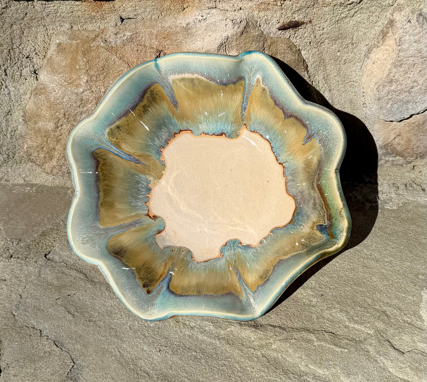 SCALLOPED BOWL